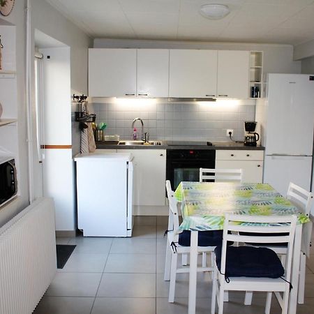 Maison de 2 chambres avec jardin clos et wifi a Gottenhouse Extérieur photo