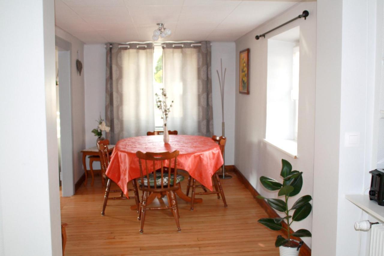 Maison de 2 chambres avec jardin clos et wifi a Gottenhouse Extérieur photo